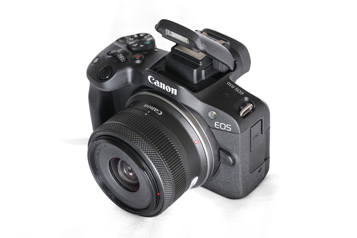 Canon EOS R50